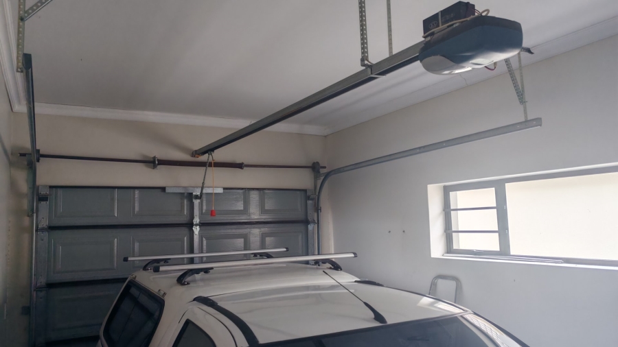 2 Bedroom Property for Sale in Blue Mountain Village Western Cape